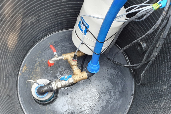 jakie zabezpieczenie do pompy głębinowej